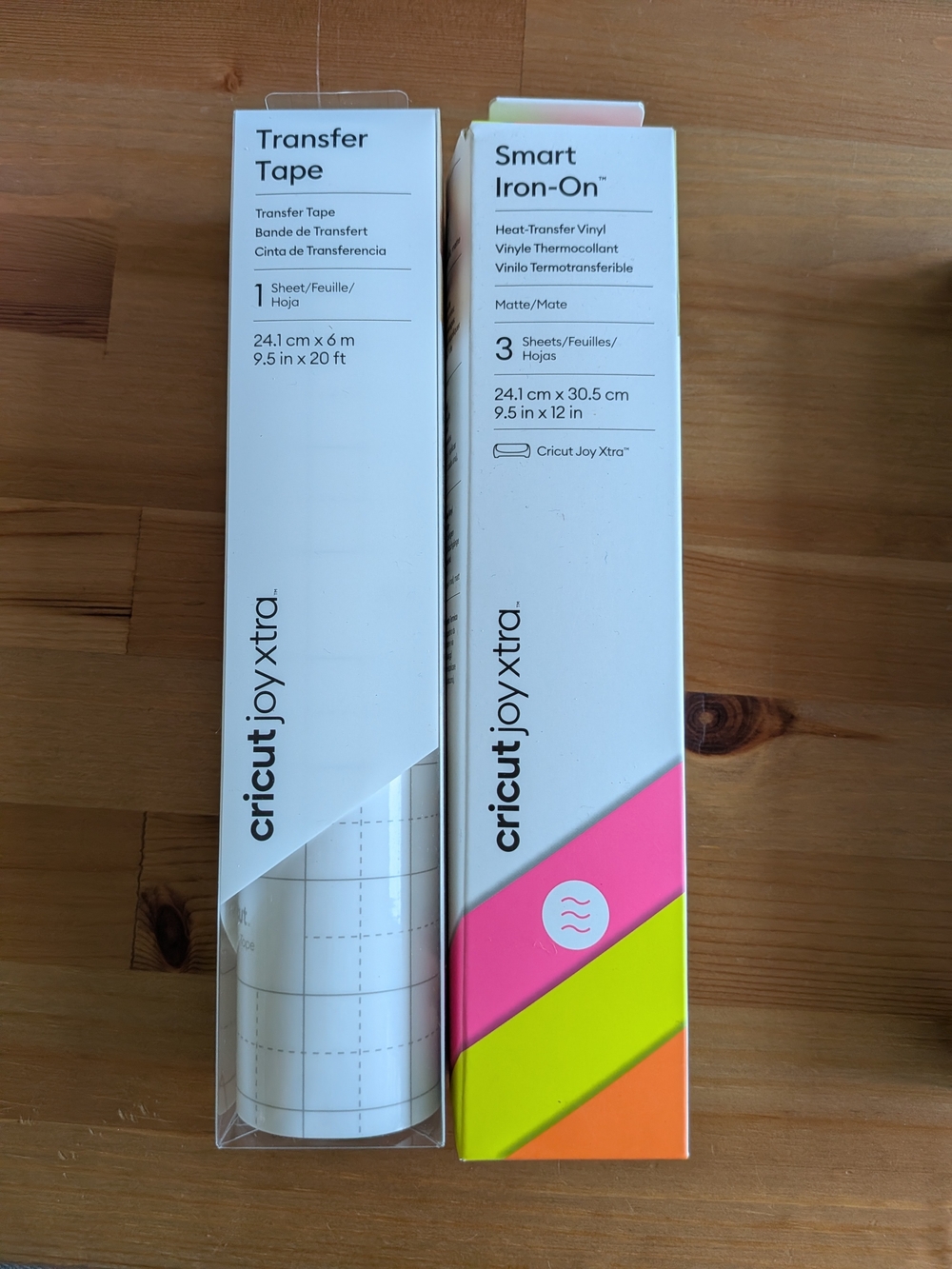 Cricut Joy Xtra Smart Iron-On Vinyl and Transfer Tape (20ft)